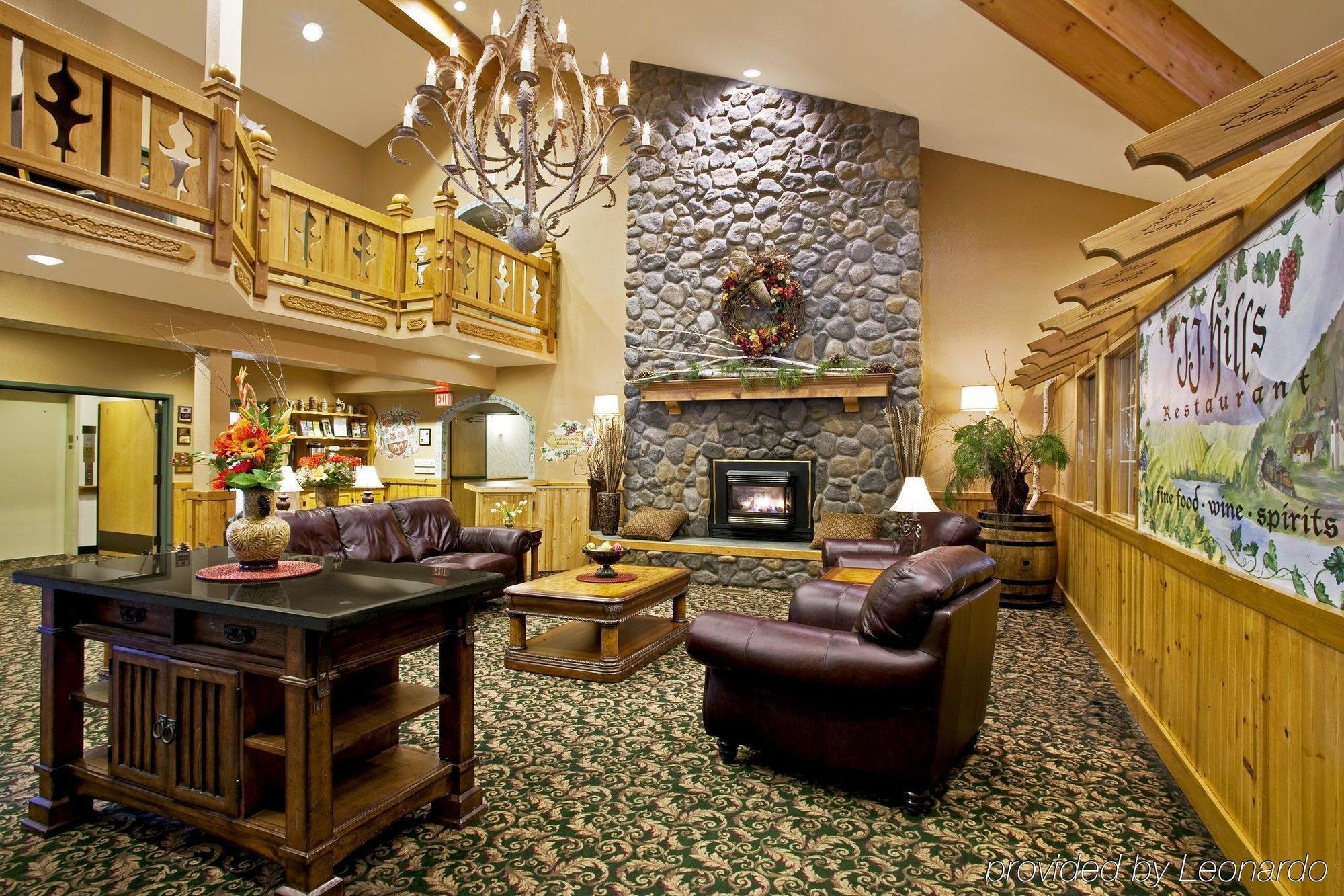 Resort Icicle Village